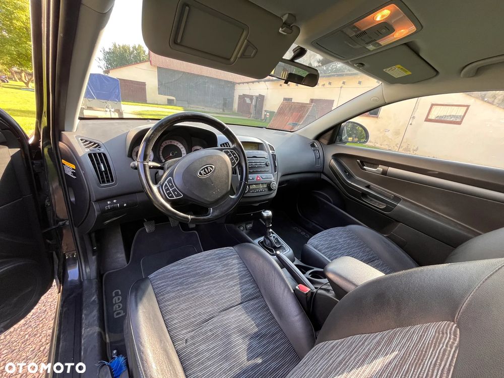 Kia ProCeed Pro_cee'd 1.4 Comfort + - 12