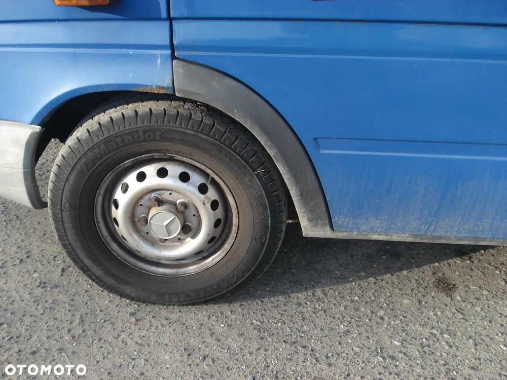 Mercedes-Benz SPRINTER 311 - kontener z windą - 2