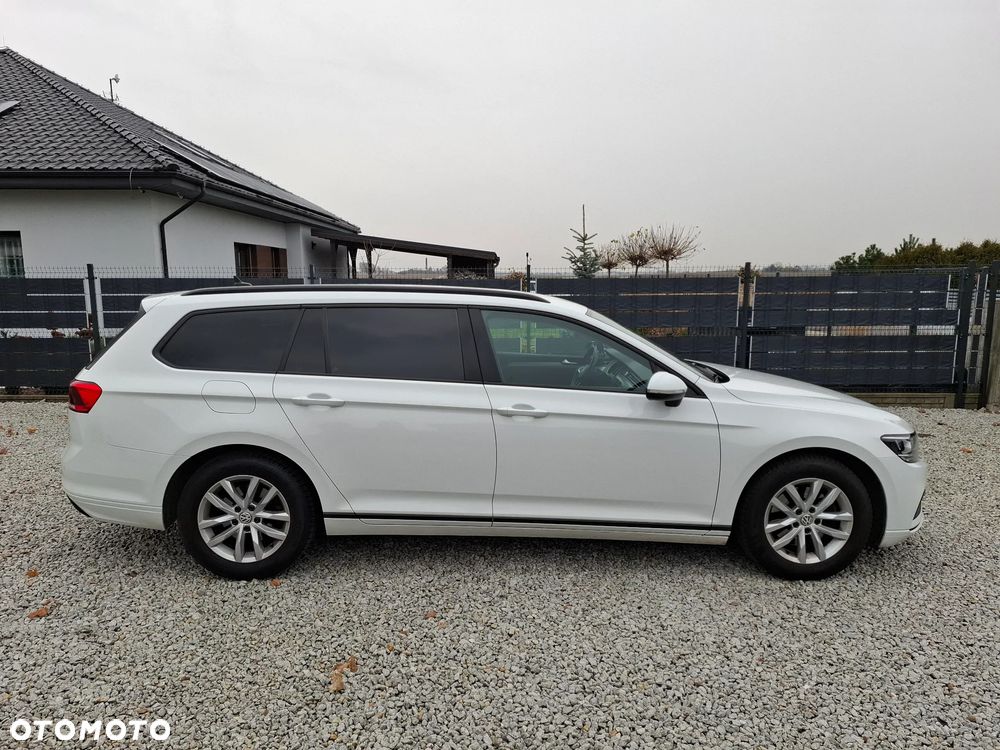 Volkswagen Passat 2.0 TDI EVO Elegance - 12