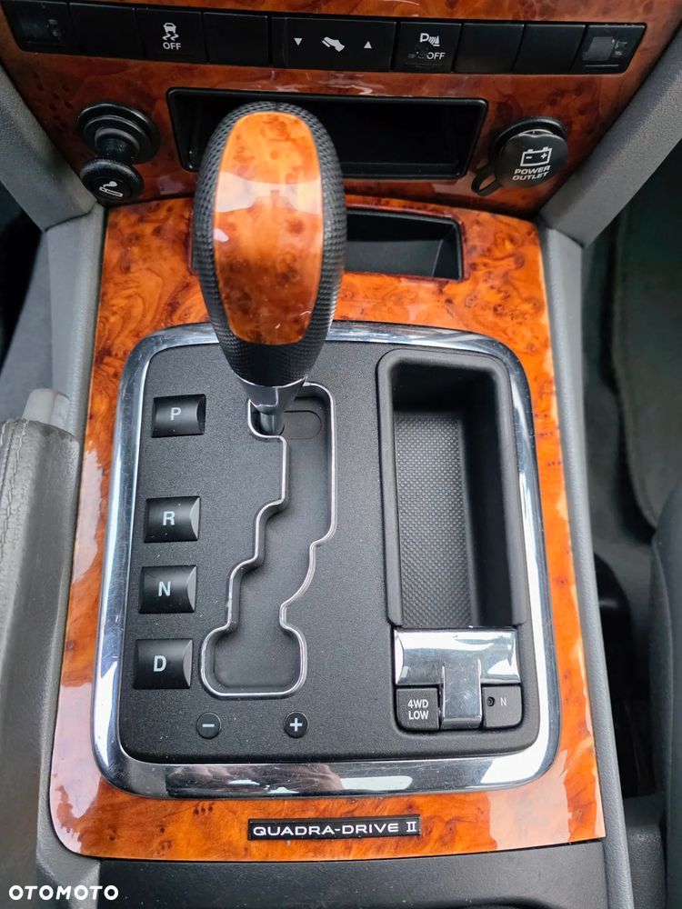 Jeep Grand Cherokee - 11