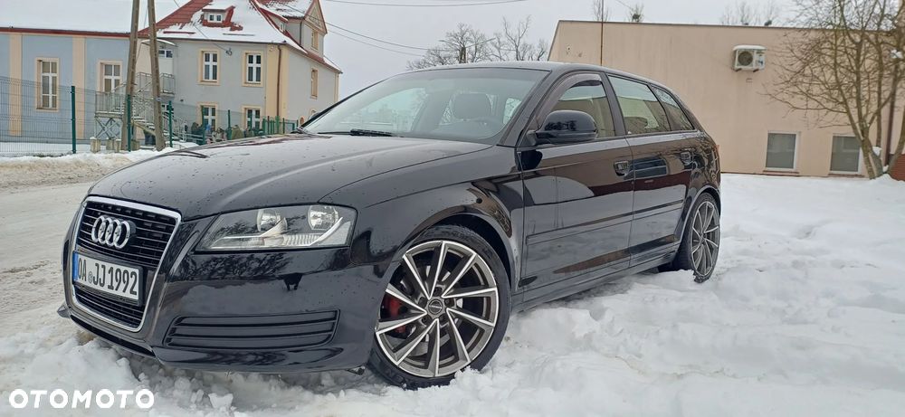 Audi A3 Sportback 2.0 TDI DPF Attraction - 2