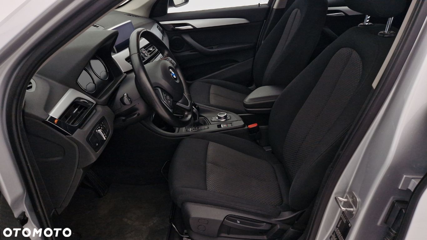 BMW X1 sDrive16d - 15