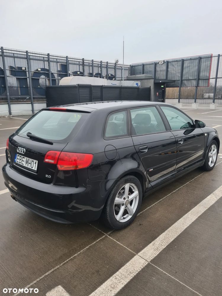Audi A3 Sportback 2.0 FSI Ambition - 8