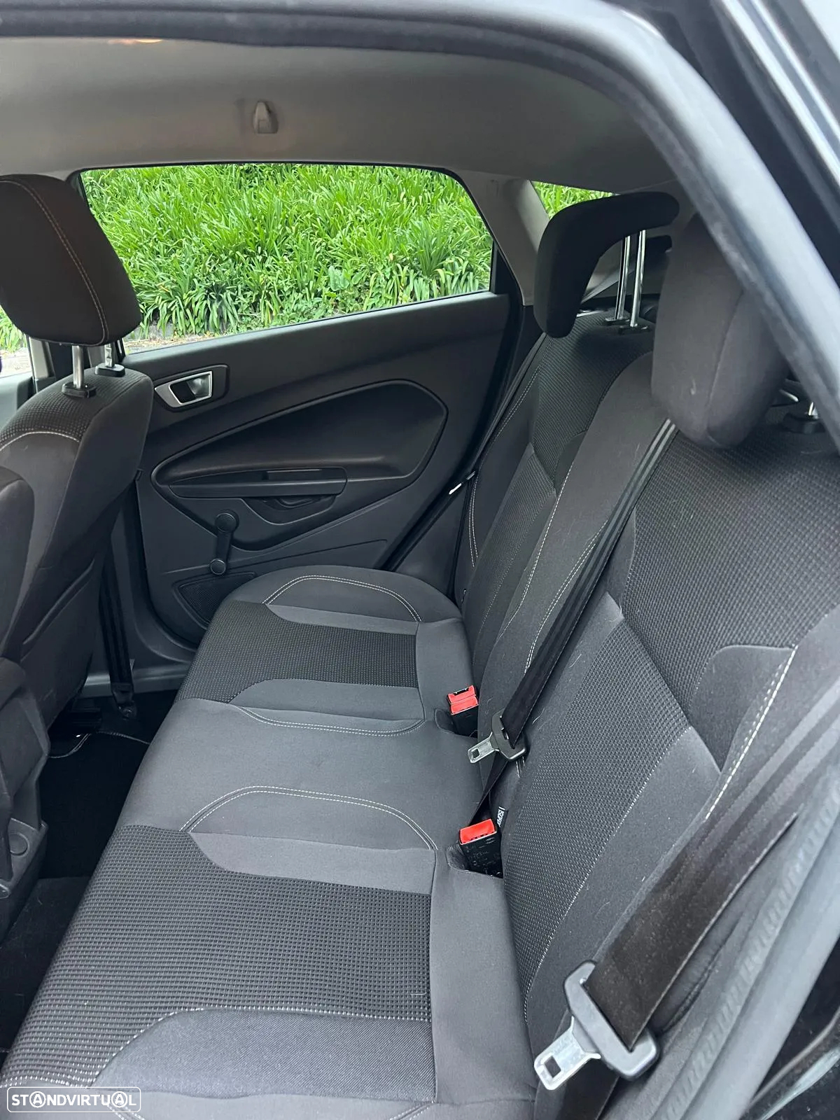 Ford Fiesta 1.0 Ti-VCT Titanium - 11