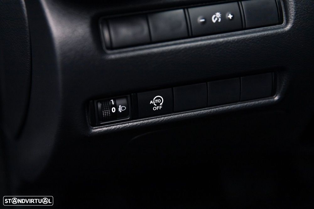 Nissan Juke 1.0 DIG-T Tekna DCT - 25