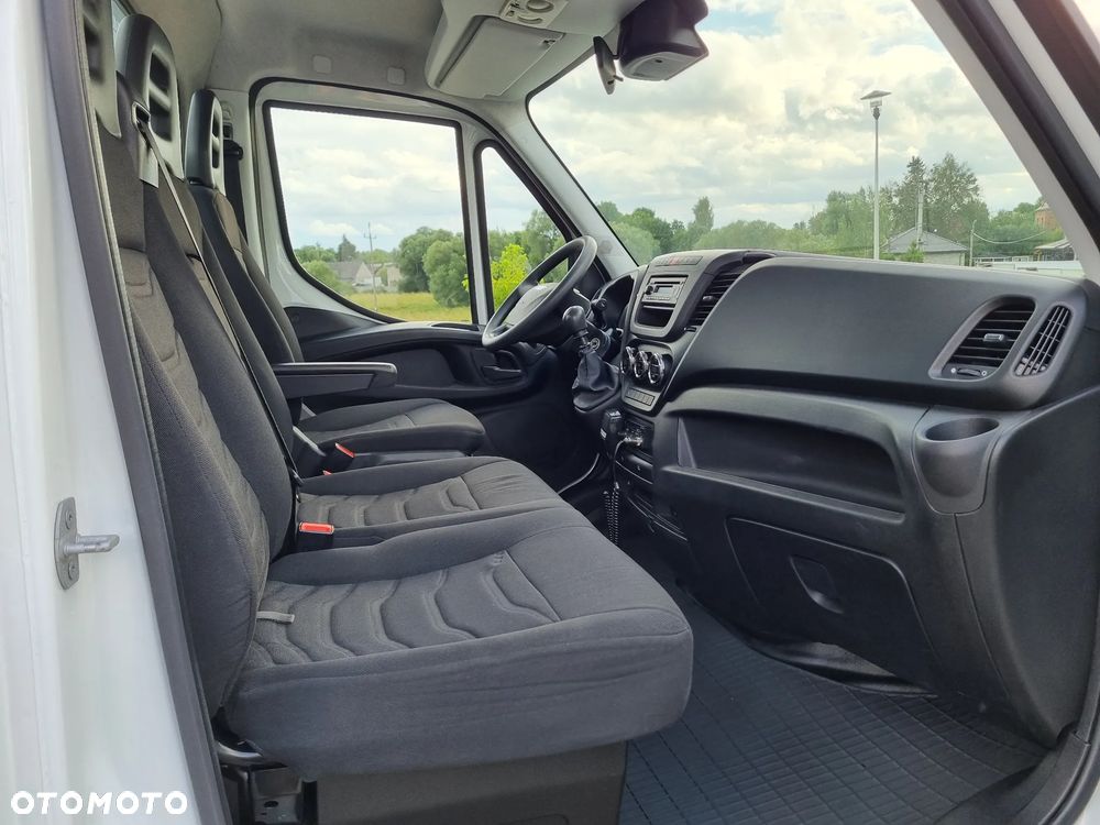 Iveco Daily 50C150 3.0 HPi 150KM 12-Palet Skrzynia dł 6.10 - 12