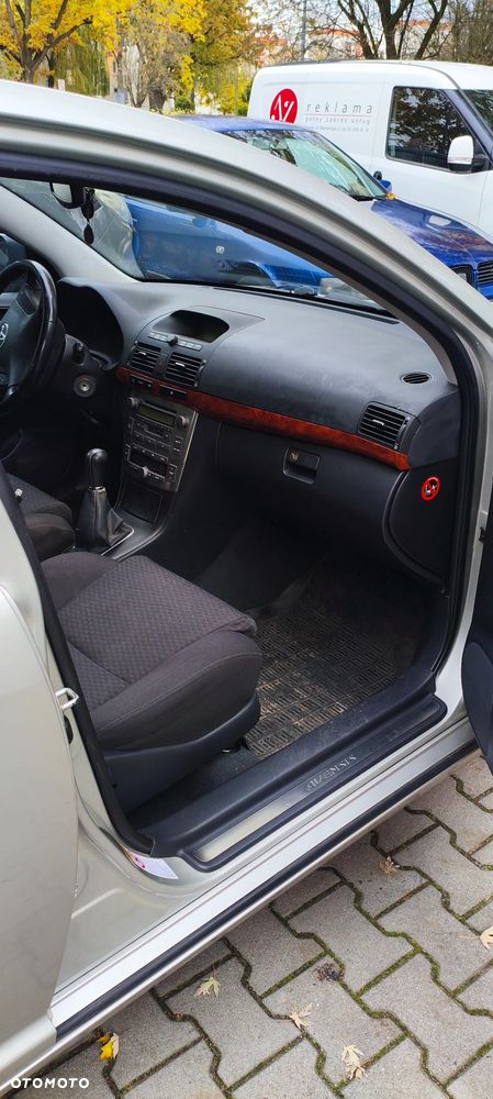 Toyota Avensis 2.0 VVT-i Prestige - 5