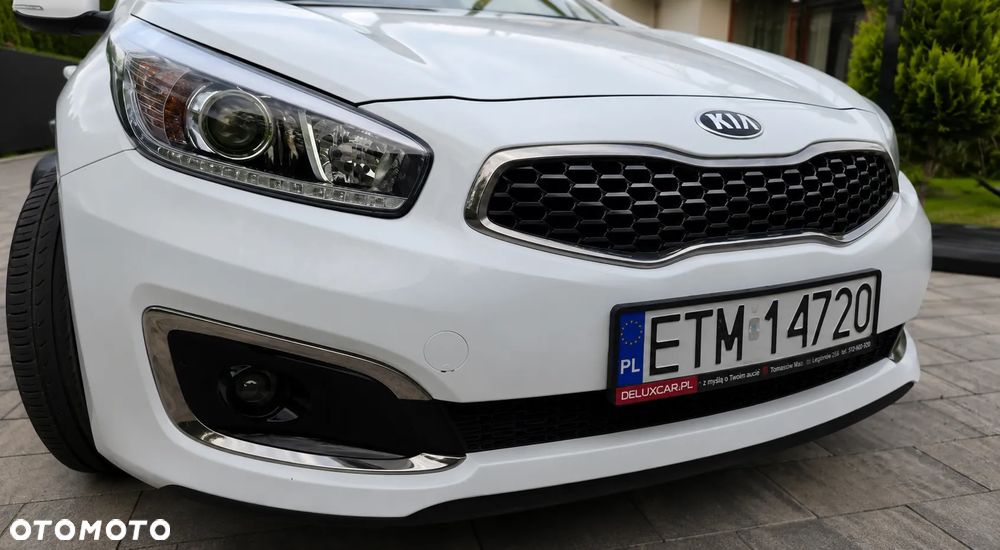 Kia Ceed 1.6 CRDi L Business Line - 13