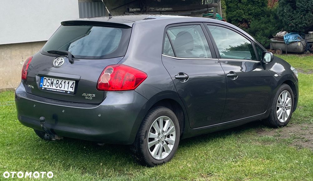 Toyota Auris 1.4 D-4D - 13