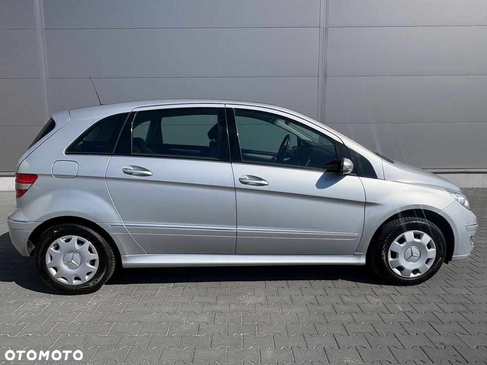 Mercedes-Benz Klasa B 150 Autotronic - 17