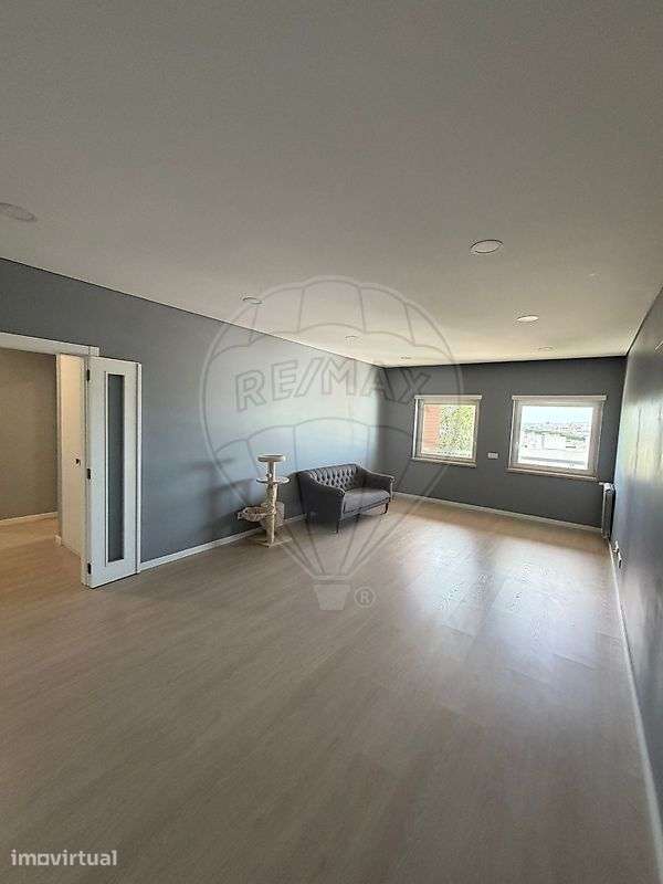 Apartamento T2 para arrendamento - Grande imagem: 3/7
