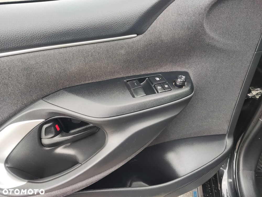 Toyota Yaris 1.5 Comfort - 17