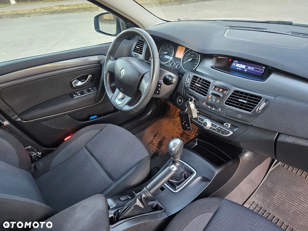 Renault Laguna 1.6 16V 110 Emotion - 9