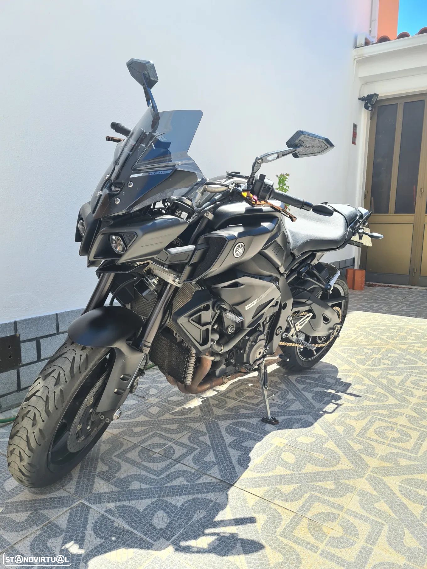 Yamaha MT-10 Preta mate - 1