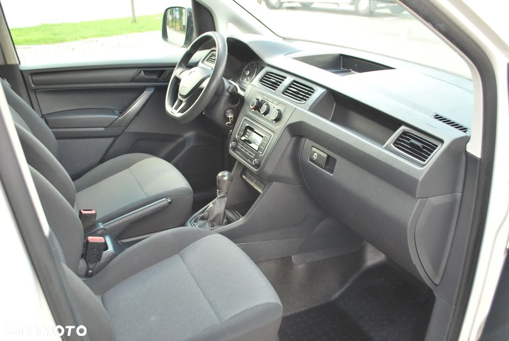Volkswagen Caddy - 9