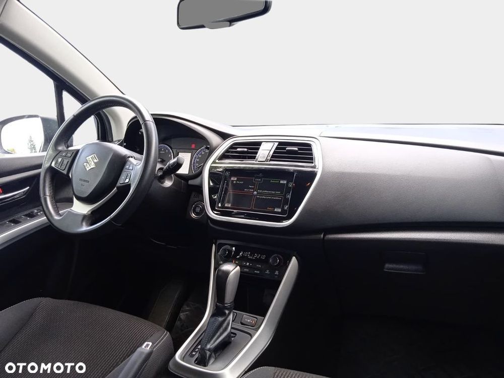 Suzuki SX4 S-Cross 1.0 T Premium - 30