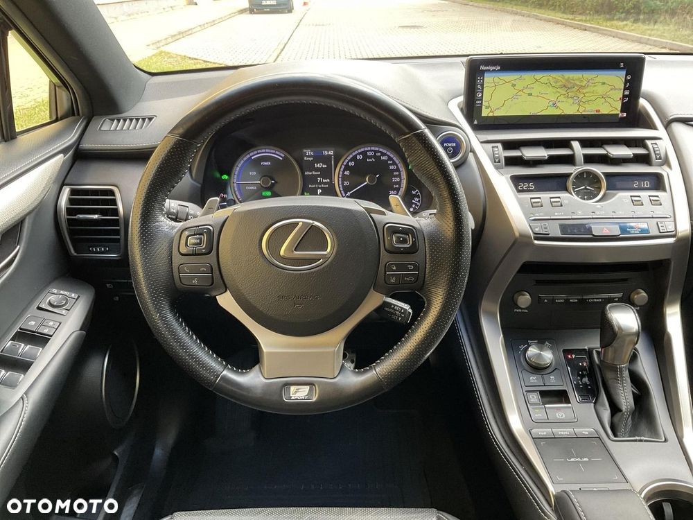 Lexus NX 300h F Sport AWD - 18