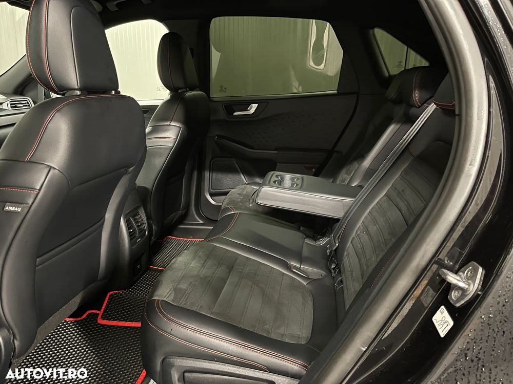 Ford Kuga 2.5 Duratec PHEV ST-LINE - 11