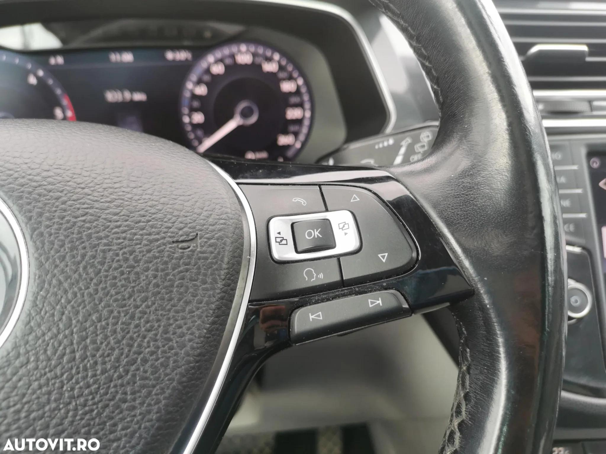 Volkswagen Tiguan - 20