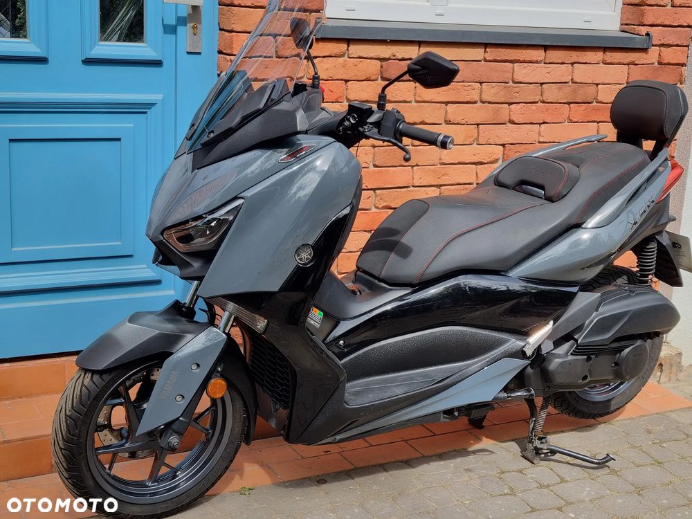 Yamaha X-max - 1