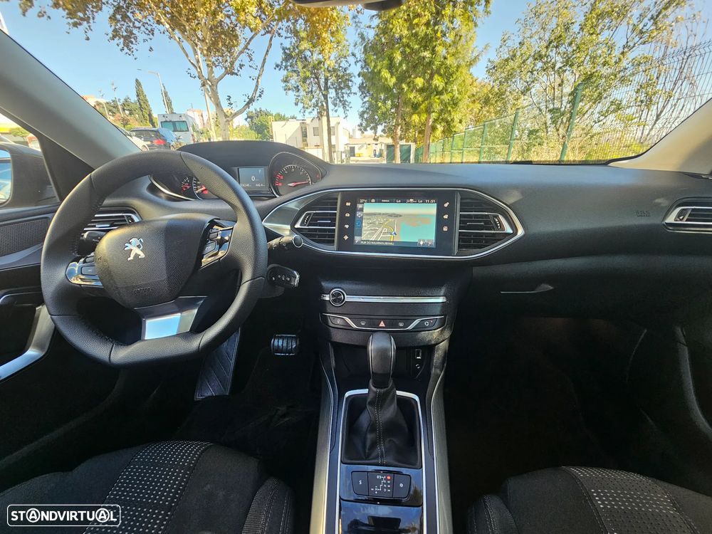 Peugeot 308 SW BlueHDi 120 EAT6 Stop & Start Allure - 15