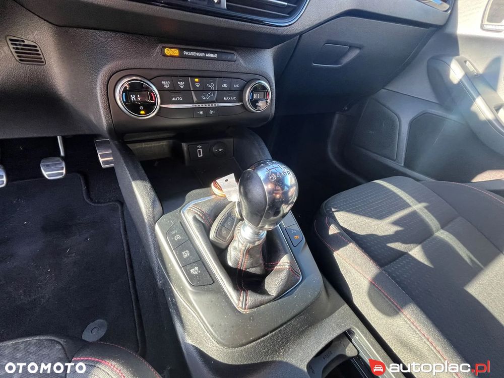 Ford Focus - 20