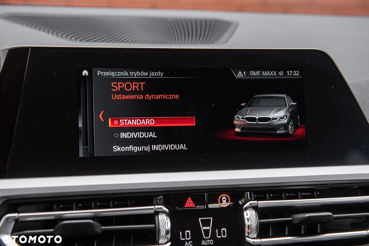 BMW Seria 3 320d M Sport - 21