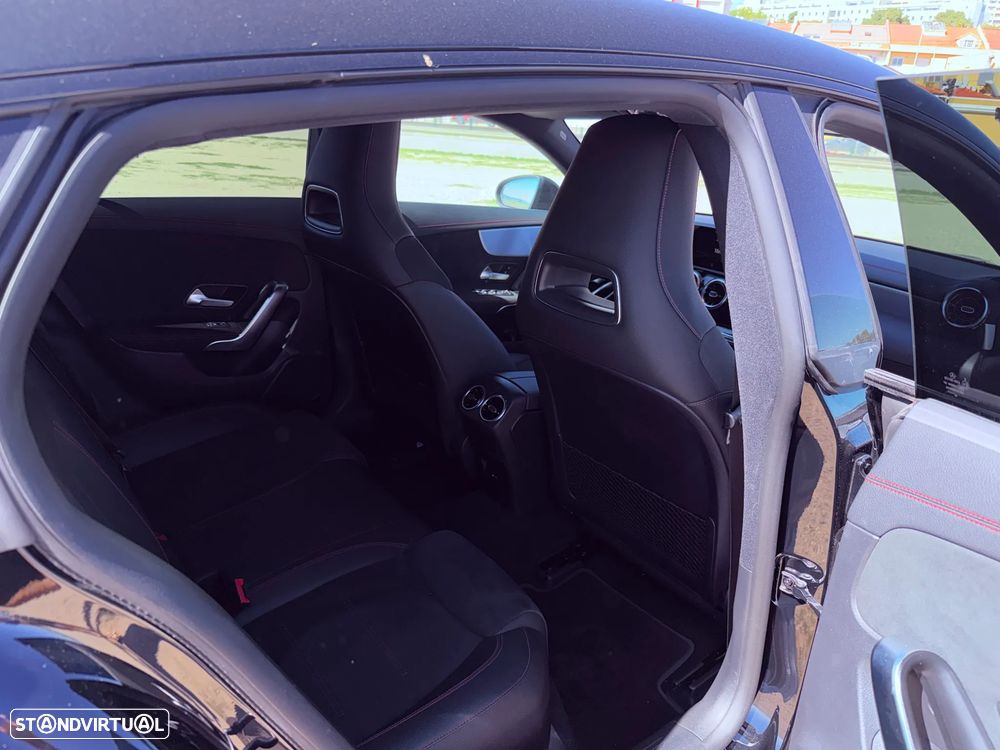 Mercedes-Benz CLA 250 - 16