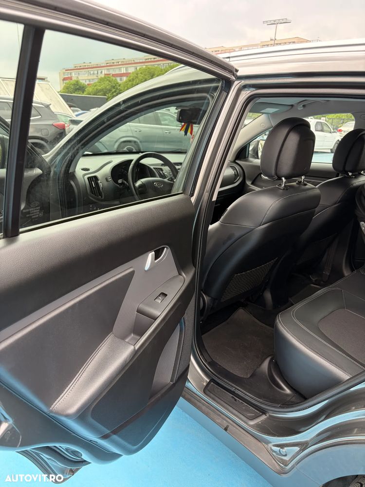 Kia Sportage 2.0 CVVT 4WD Automatik Spirit - 14