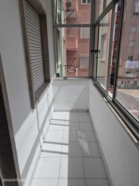 T5 Remodelado - Av. Duque Loulé!!!! - Grande imagem: 5/11