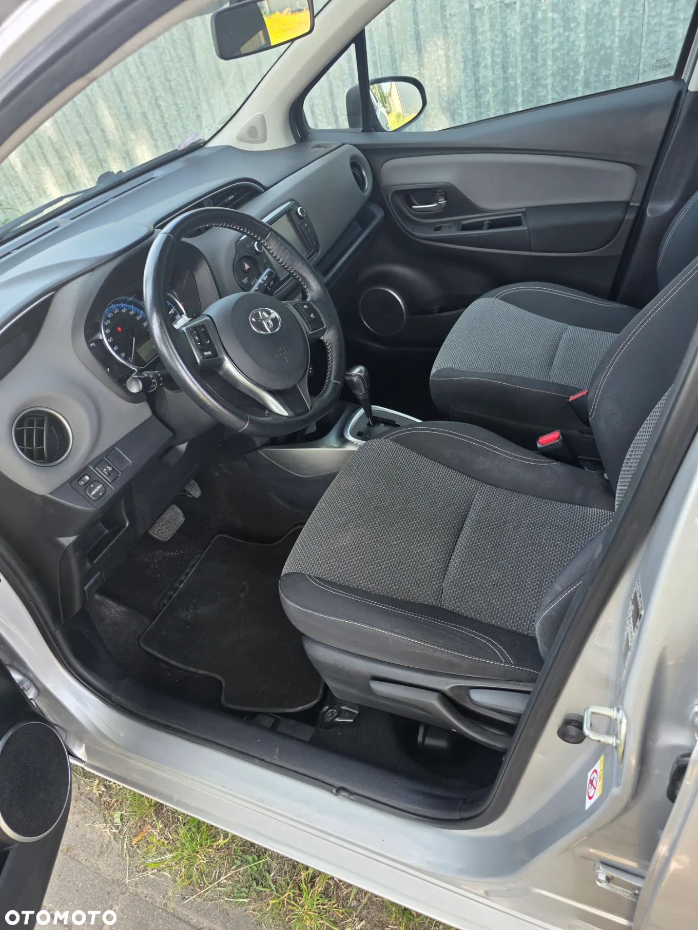 Toyota Yaris Hybrid 1.5 Executive - 7
