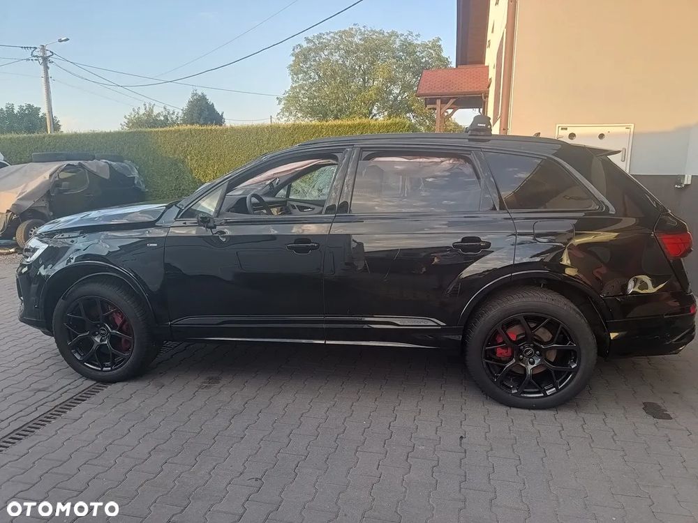 Audi Q7 TFSI e PHEV 360 kW Quattro S Line Tiptr - 8