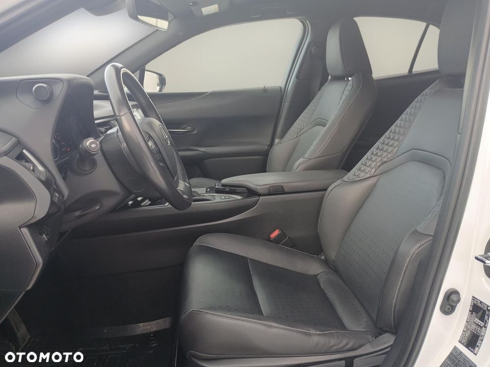 Lexus UX 200 GPF F Impression 2WD - 14
