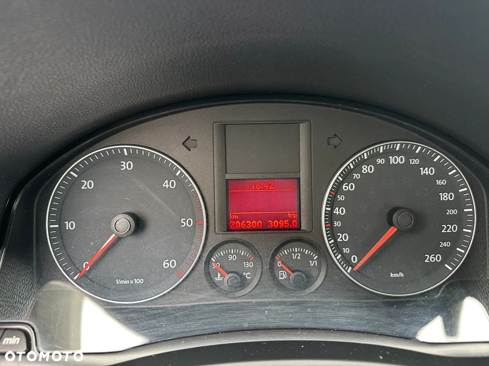 Volkswagen Golf 1.9 TDI Q-Line - 7