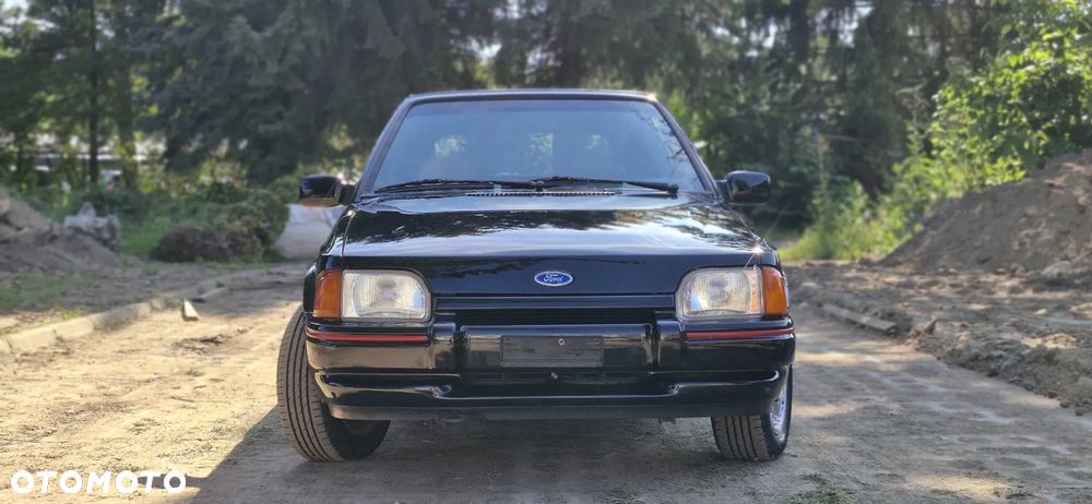 Ford Escort 1.6 CLX - 37