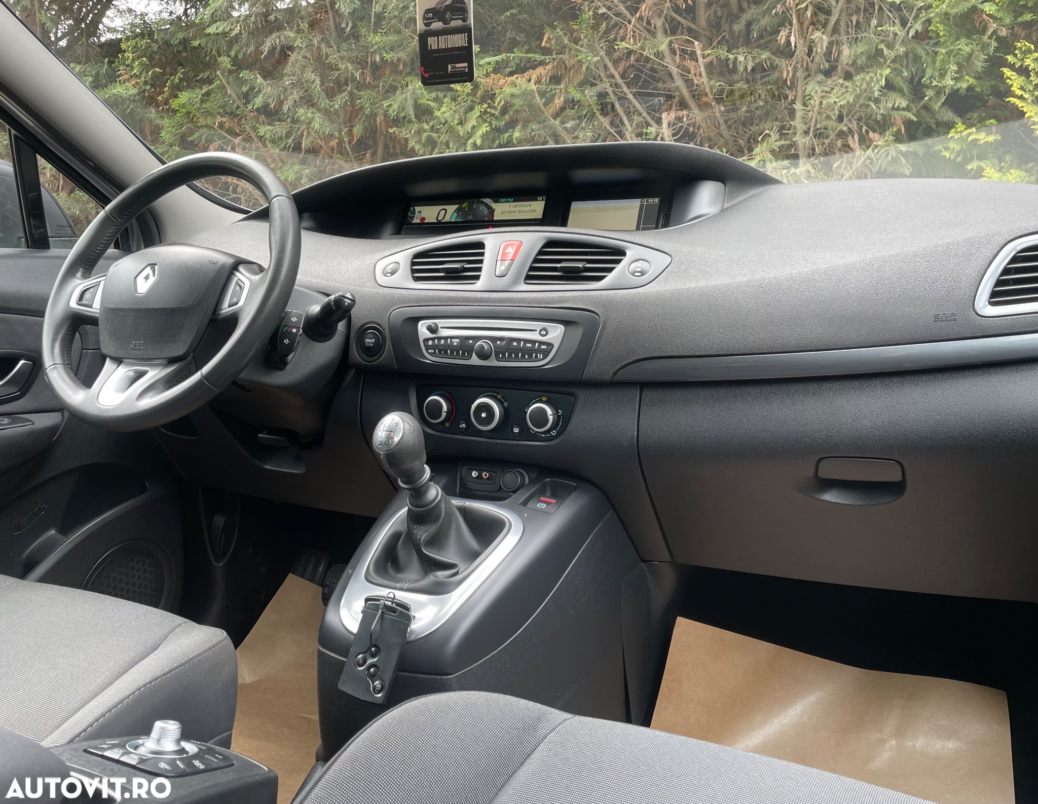 Renault Grand Scenic ENERGY dCi 110 Start & Stop Dynamique - 38