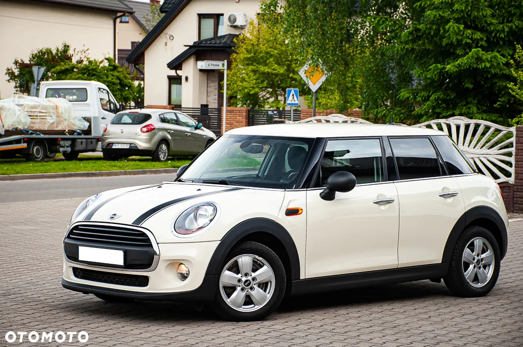 MINI ONE Standard - 11