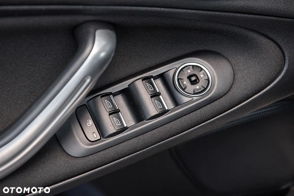 Ford S-Max - 16