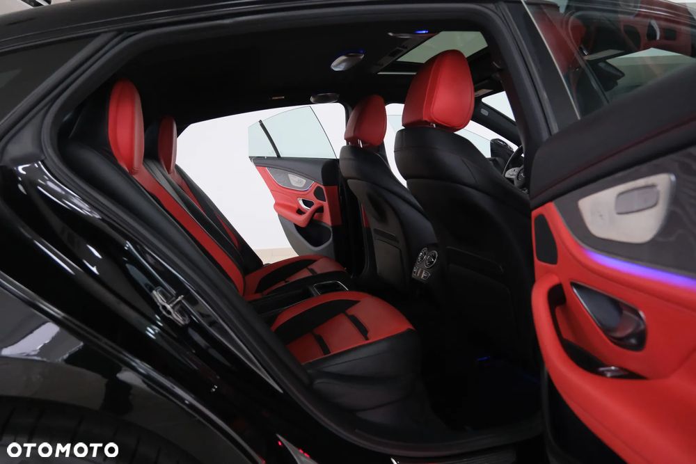 Mercedes-Benz AMG GT 63 4Matic+ Speedshift MCT 9G - 30