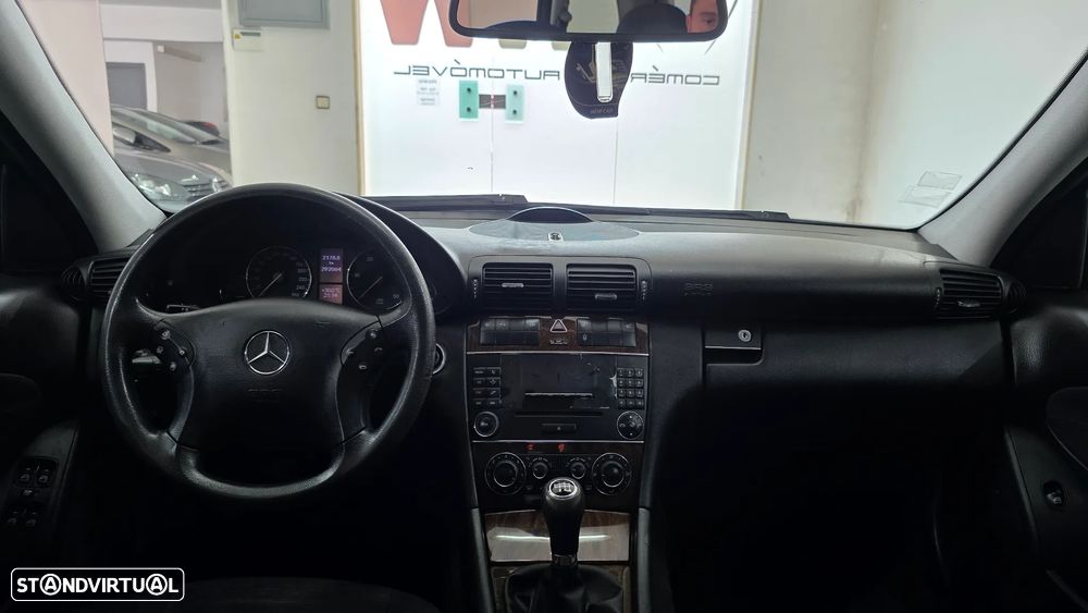 Mercedes-Benz C 220 CDI Classic DPF Sport Edition - 14