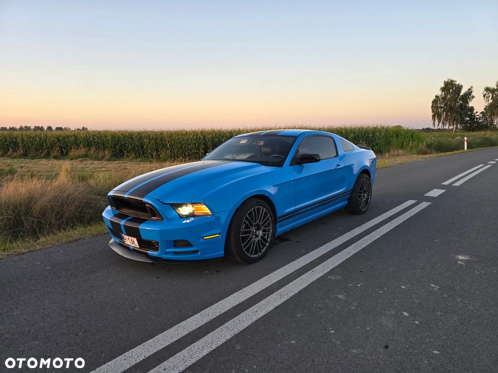 Ford Mustang 3.7 V6 Premium - 4
