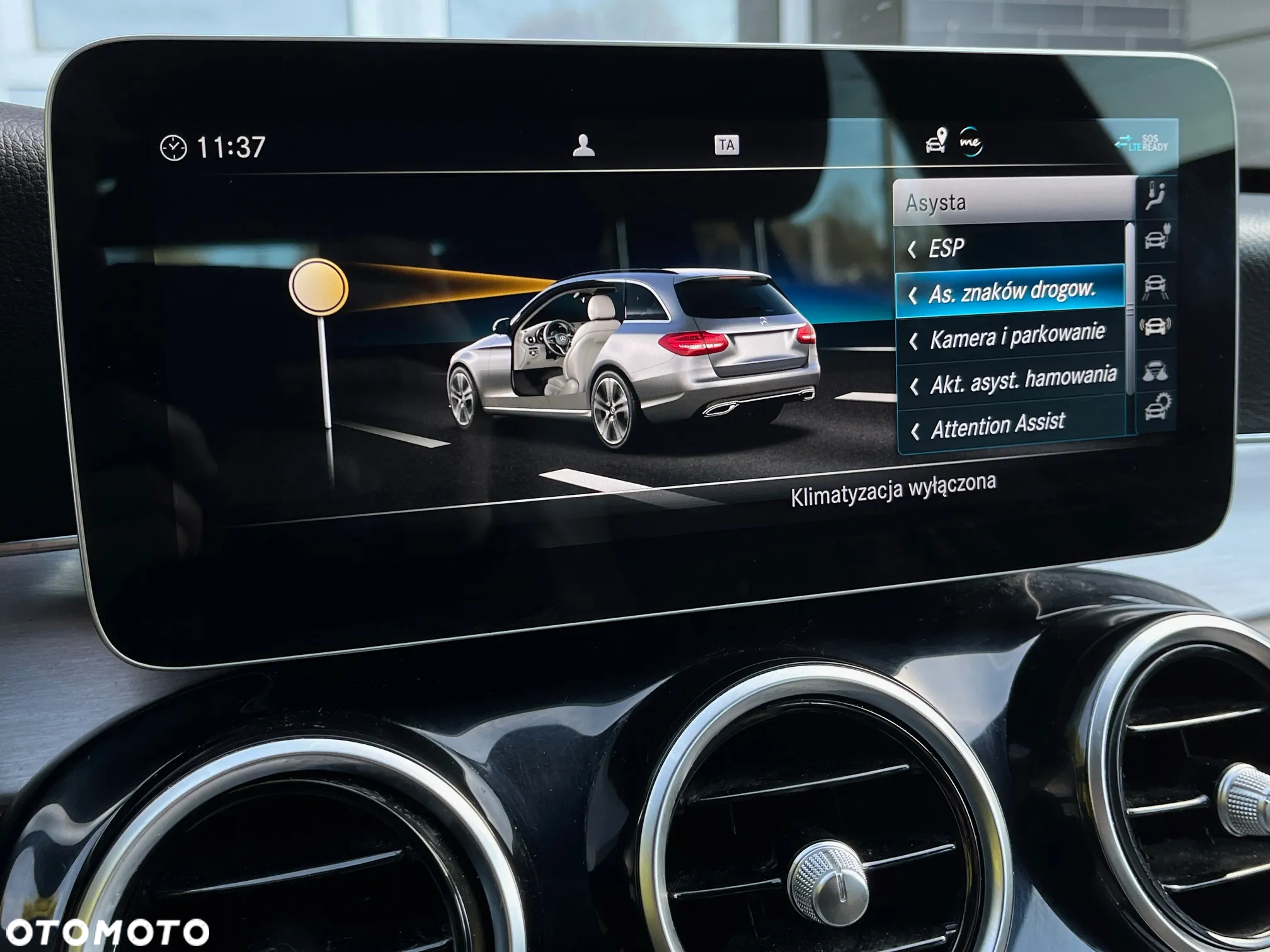 Mercedes-Benz Klasa C 300 e 9G-TRONIC - 27