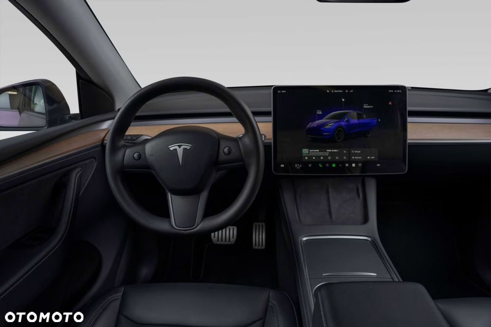 Tesla Model Y Performance Dual Motor AWD - 29