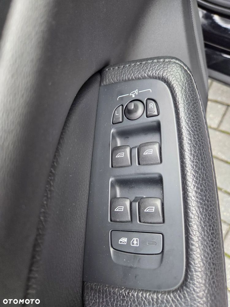 Volvo V60 ver-b4-d-inscription - 34
