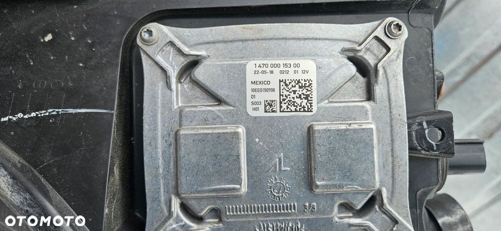 Chrysler Pacifica 2016- Reflektor prawy Lampa prawa  68370844AB  LED SOCZEWKA - 21