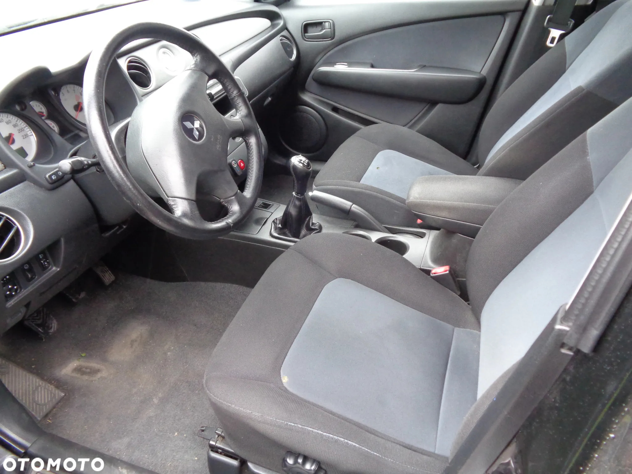 Mitsubishi Outlander 2.0 2WD Invite - 6