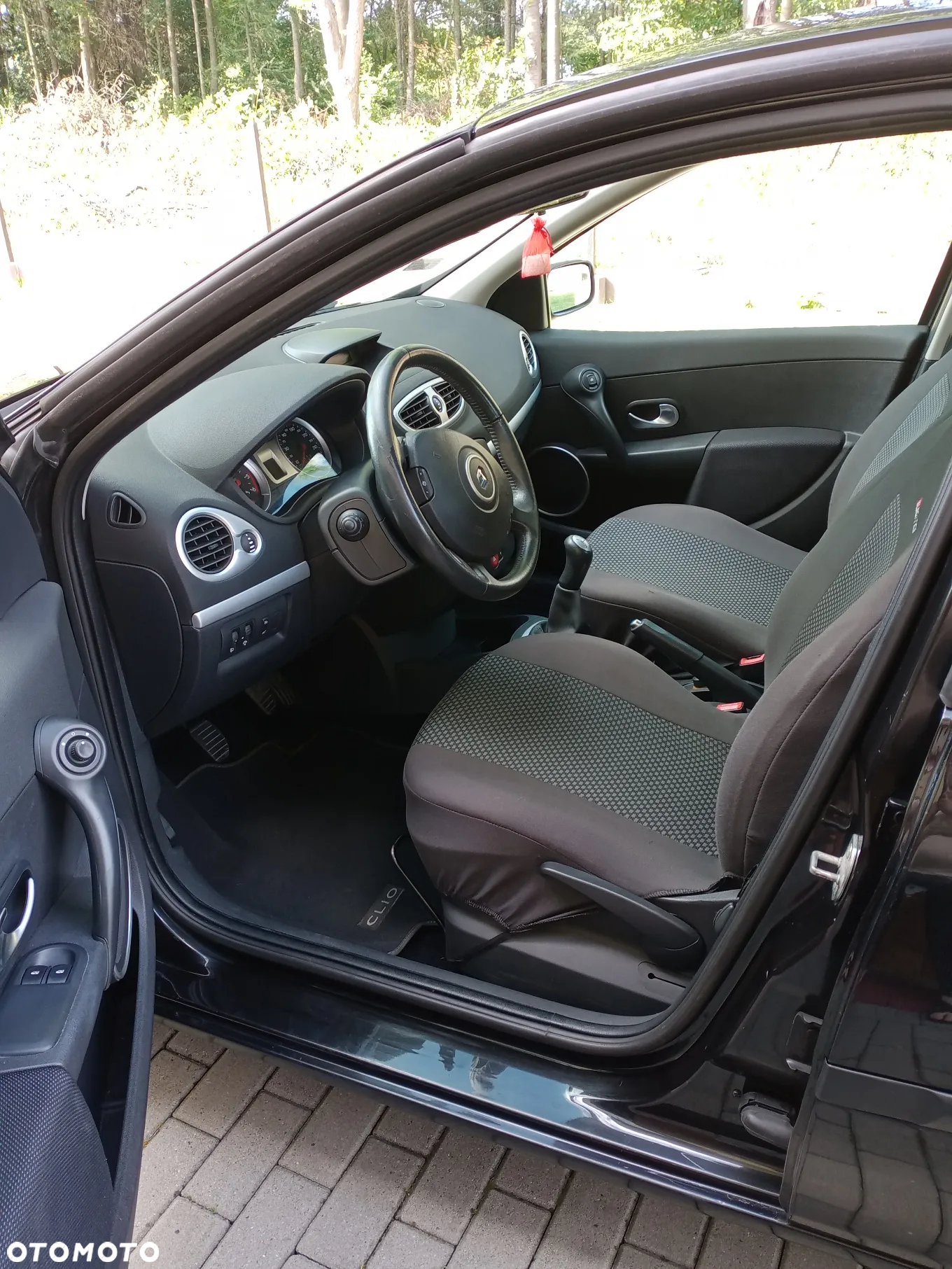 Renault Clio 1.5 dCi Extreme - 7