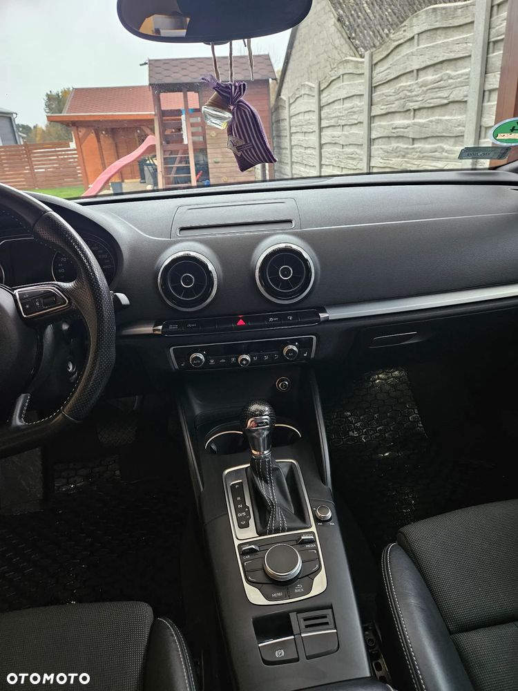 Audi A3 Sportback - 15