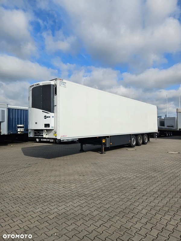 Schmitz Cargobull SKO 24 STOCK 31612