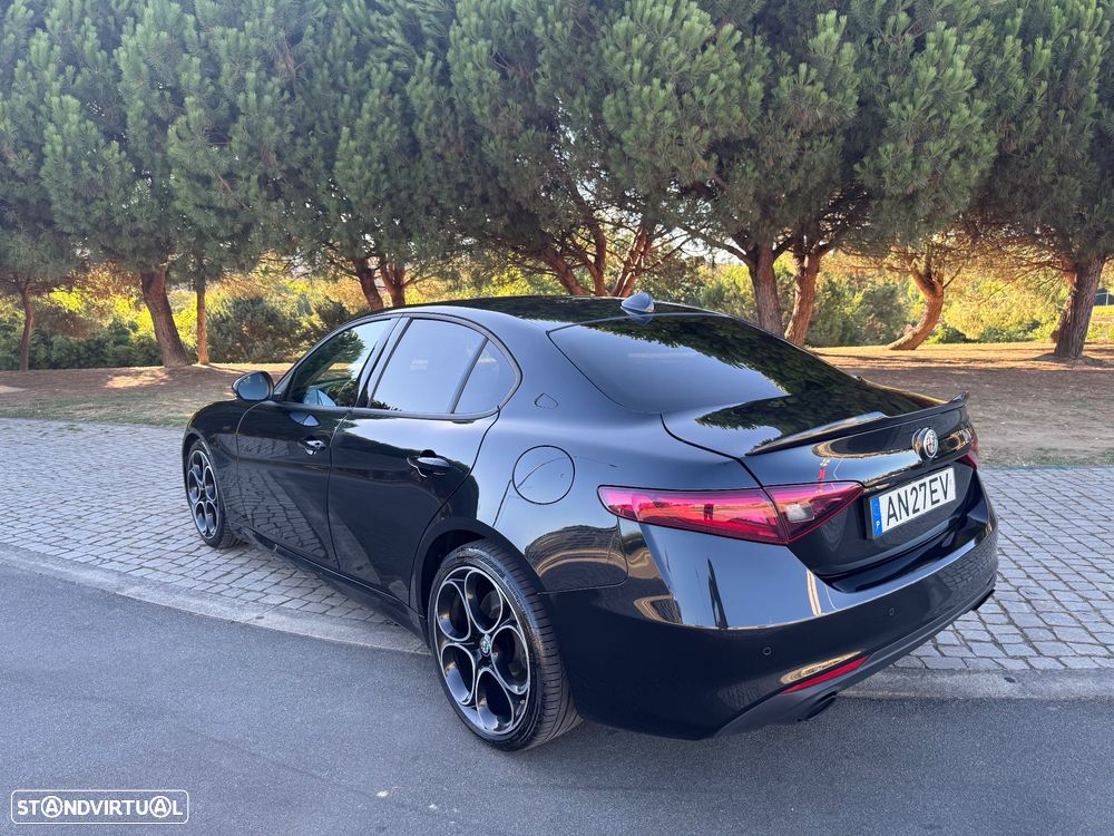 Alfa Romeo Giulia 2.2 D Sprint AT8 - 6
